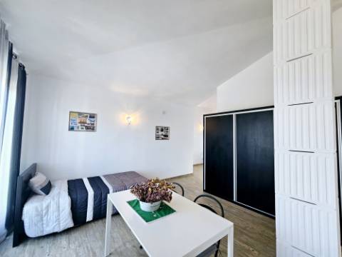 EXCLUSIVIDADE

VENDIDA PELA ' TA MAISON DE RÊVE'