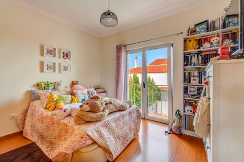 Elegante Moradia T3 à Venda em Boliqueime