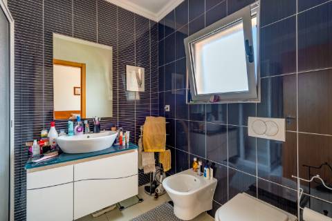 Elegante Moradia T3 à Venda em Boliqueime