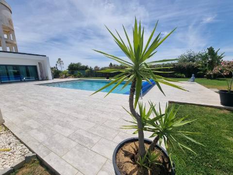 VENDIDA PELA ' TA MAISON DE RÊVE'