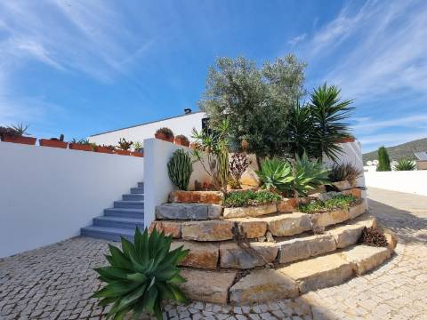 VENDIDA PELA ' TA MAISON DE RÊVE'