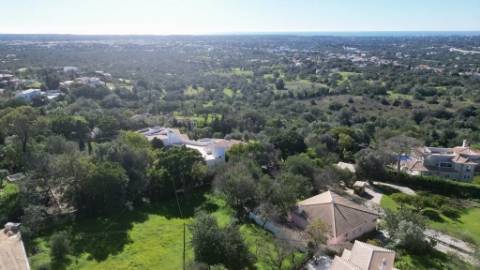 Excelente Terreno com Vista Mar no Triângulo Dourado