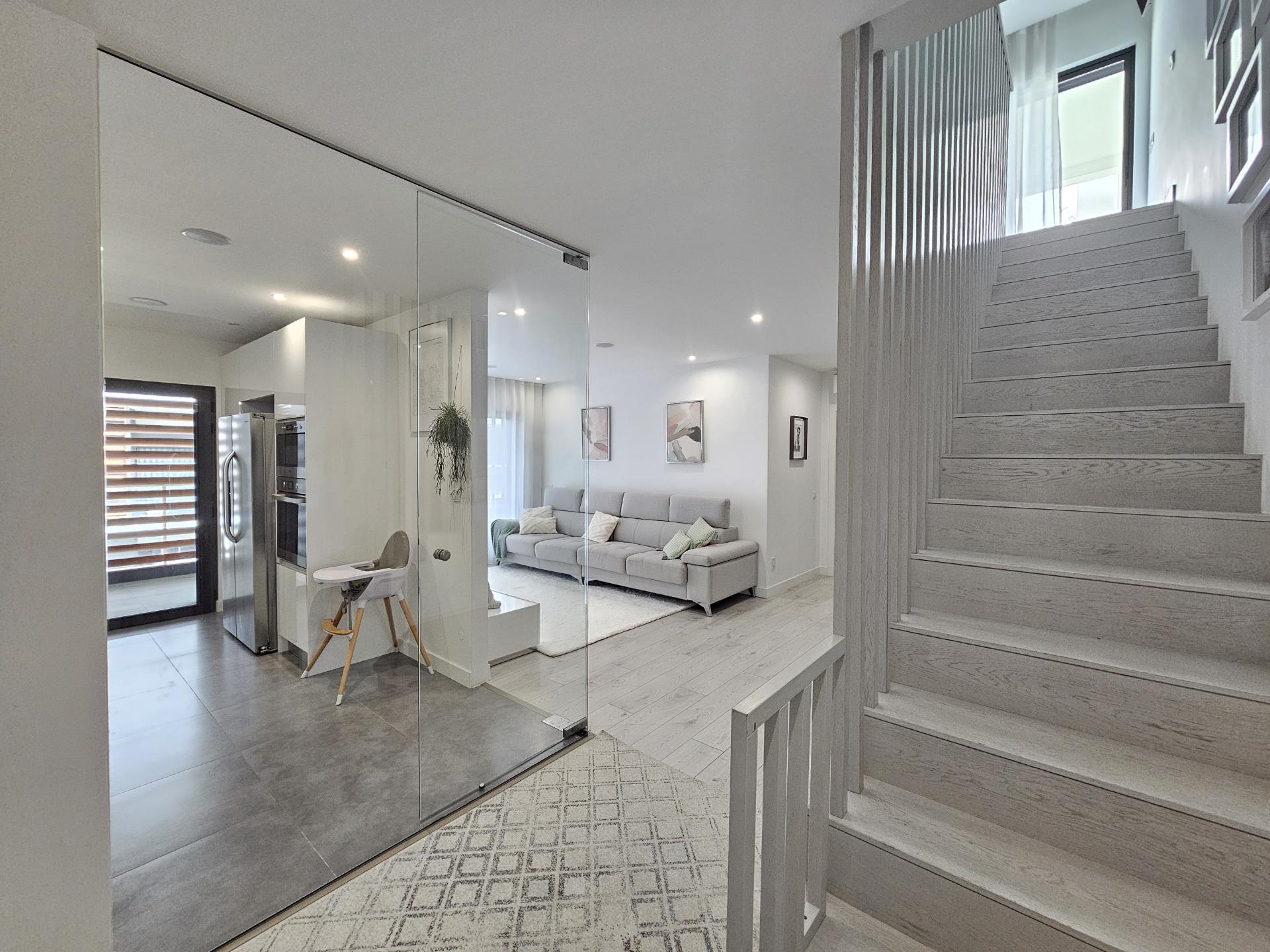 **Duplex 3 quartos de Luxo em Faro - Oportunidade Única! **