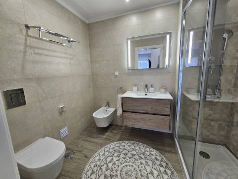 **Duplex 3 quartos de Luxo em Faro - Oportunidade Única! **