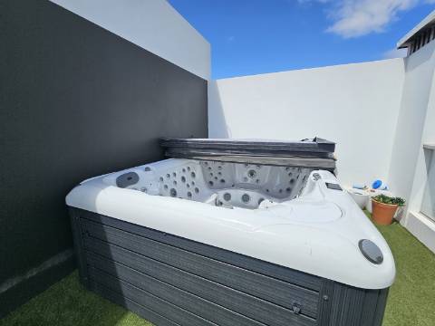 **Duplex 3 quartos de Luxo em Faro - Oportunidade Única! **