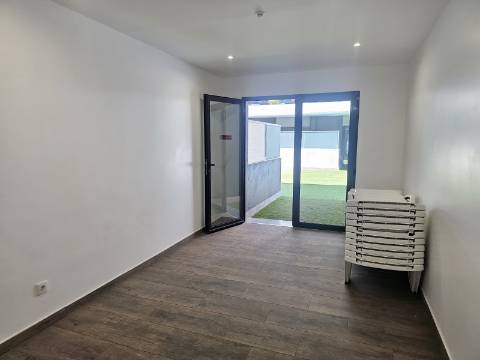 **Duplex 3 quartos de Luxo em Faro - Oportunidade Única! **