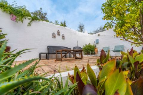 VENDIDA PELA 'TA MAISON DE RÊVE'