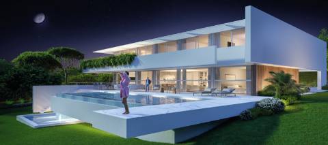 Terreno com Projeto Aprovado com Vista Mar com Excelente Localização perto de Almancil