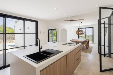 VENDIDA PELA ' TA MAISON DE RÊVE'