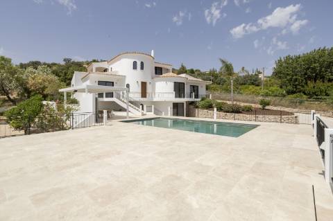 VENDIDA PELA ' TA MAISON DE RÊVE'