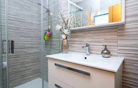 Moradia moderna com detalhes Exclusivos e Piscina Privada próxima da cidade