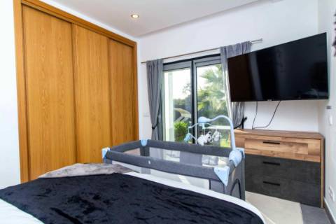 Moradia moderna com detalhes Exclusivos e Piscina Privada próxima da cidade