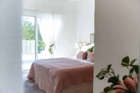 Moradia moderna com detalhes Exclusivos e Piscina Privada próxima da cidade