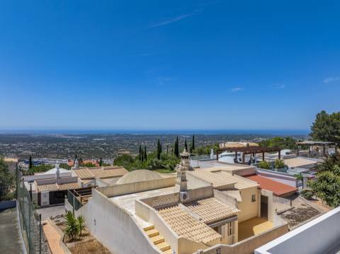 Moradia de 2 quartos com projeto aprovado