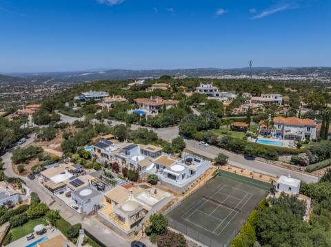 Moradia de 2 quartos com projeto aprovado