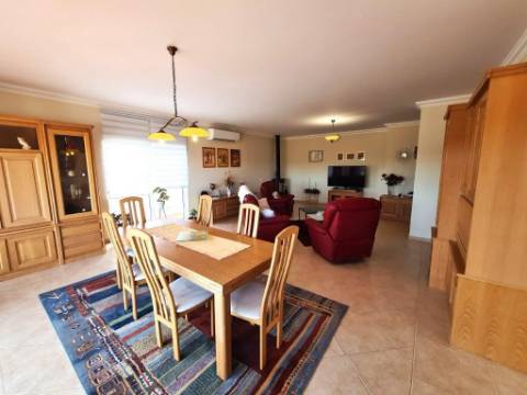 VENDIDA PELA 'TA MAISON DE RÊVE'