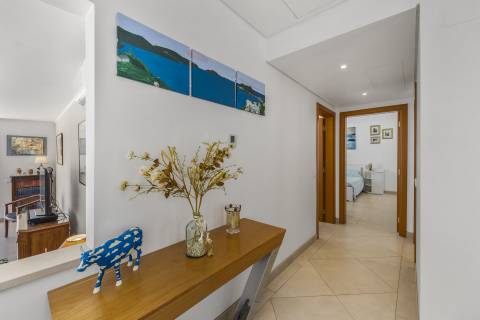 Casa Moderna de 2 quartos + escritório com vista mar