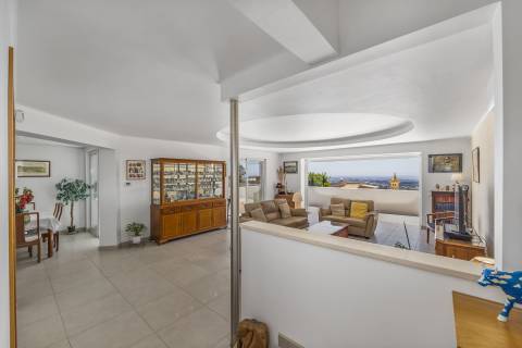 Casa Moderna de 2 quartos + escritório com vista mar