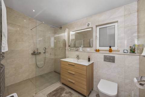 Casa Moderna de 2 quartos + escritório com vista mar