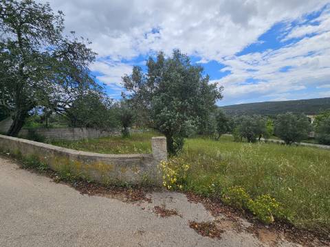 Terreno constructivel com projeto aprovado