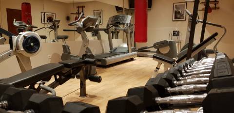 Moradia Clássica com 7 Quartos