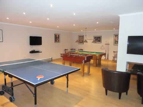 Moradia Clássica com 7 Quartos