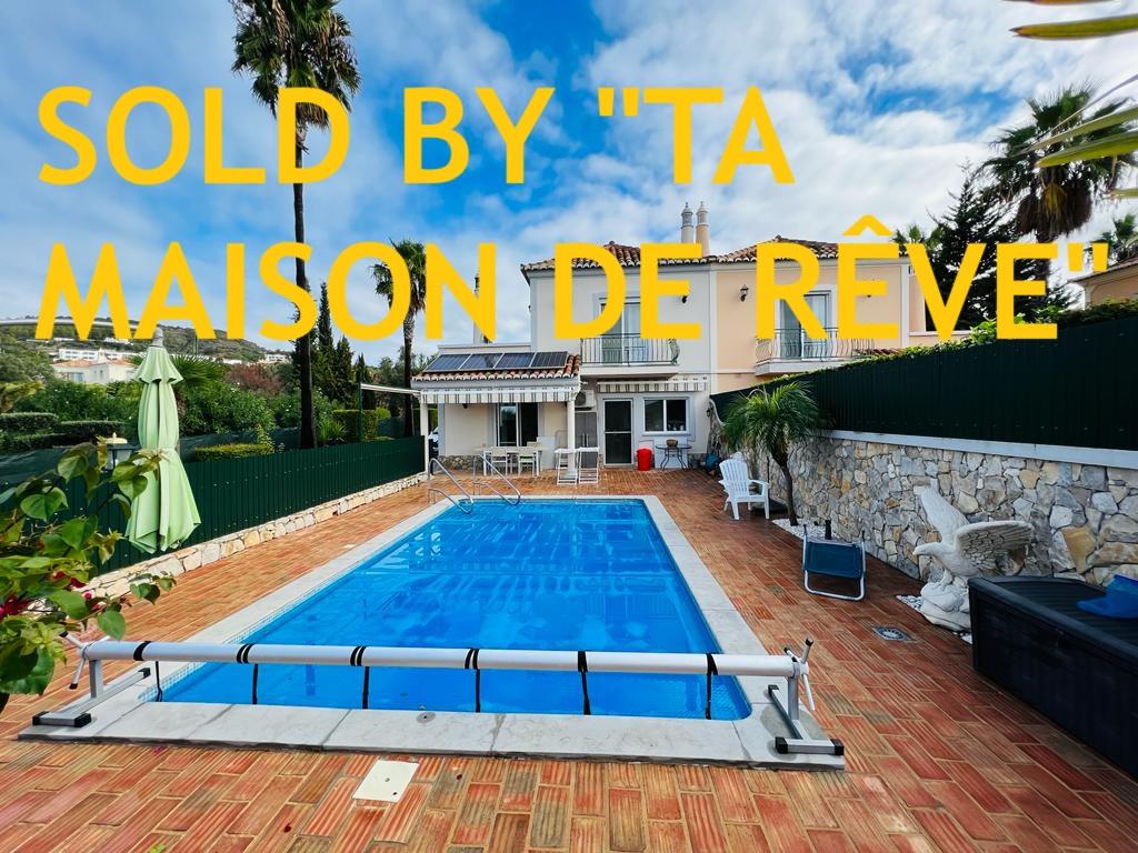 VENDIDA PELA 'TA MAISON DE RÊVE'