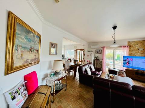 VENDIDA PELA 'TA MAISON DE RÊVE'