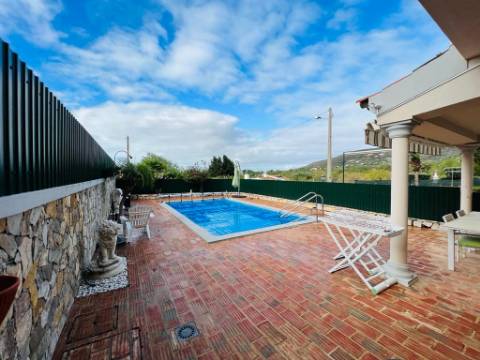 VENDIDA PELA 'TA MAISON DE RÊVE'