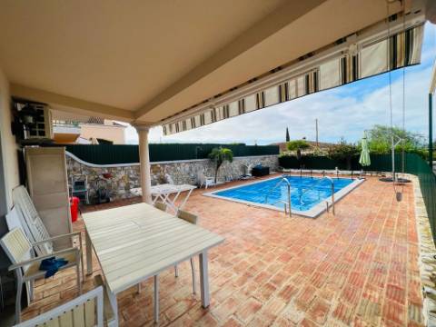 VENDIDA PELA 'TA MAISON DE RÊVE'