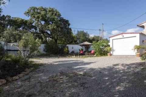 V3 + Chalet com Piscina e Jacuzzi - Vistas Deslumbrantes e Licença AL