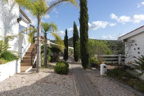 V3 + Chalet com Piscina e Jacuzzi - Vistas Deslumbrantes e Licença AL