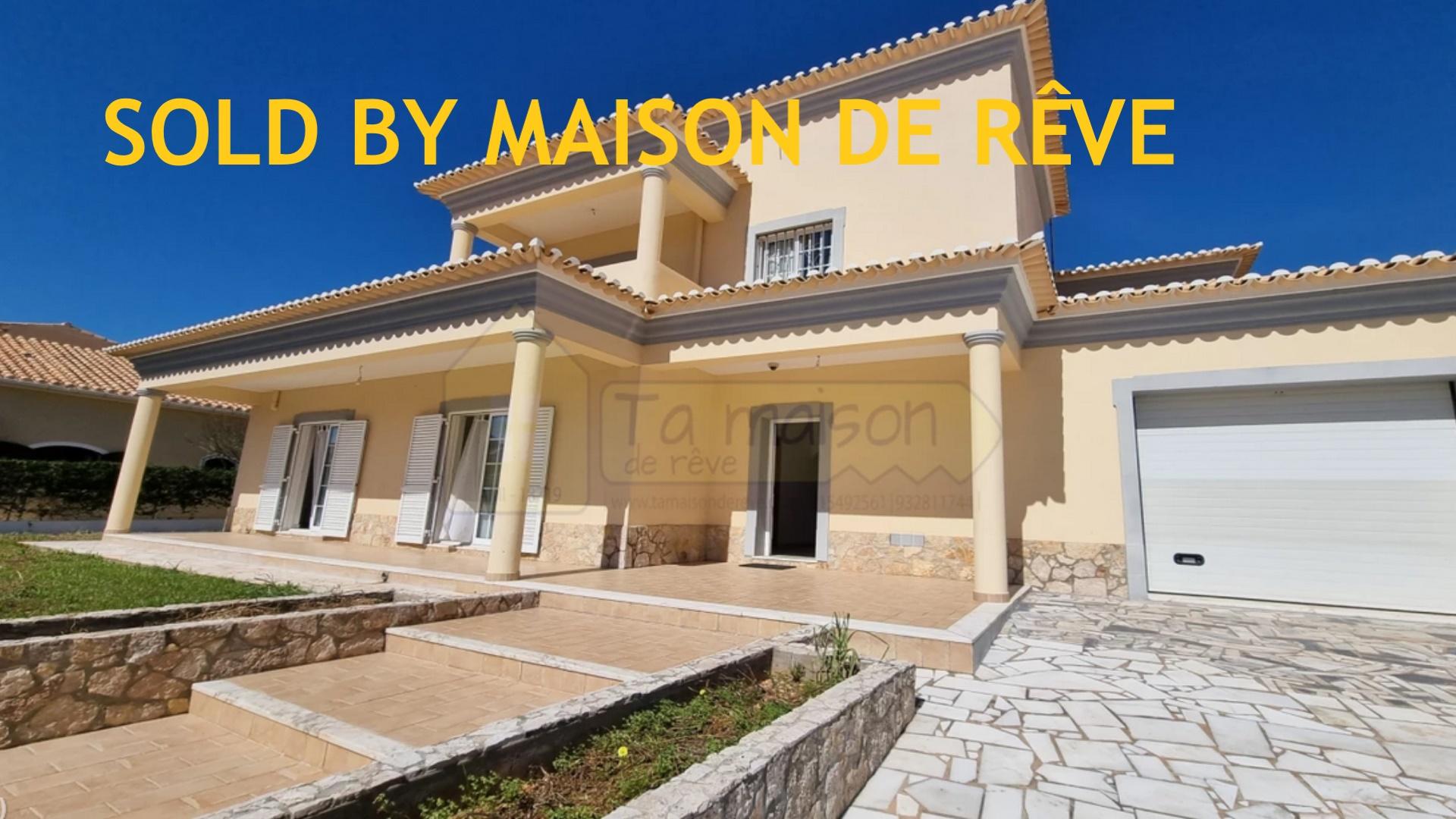 VENDIDA PELA ' TA MAISON DE RÊVE'