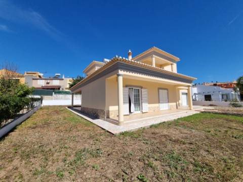 VENDIDA PELA ' TA MAISON DE RÊVE'