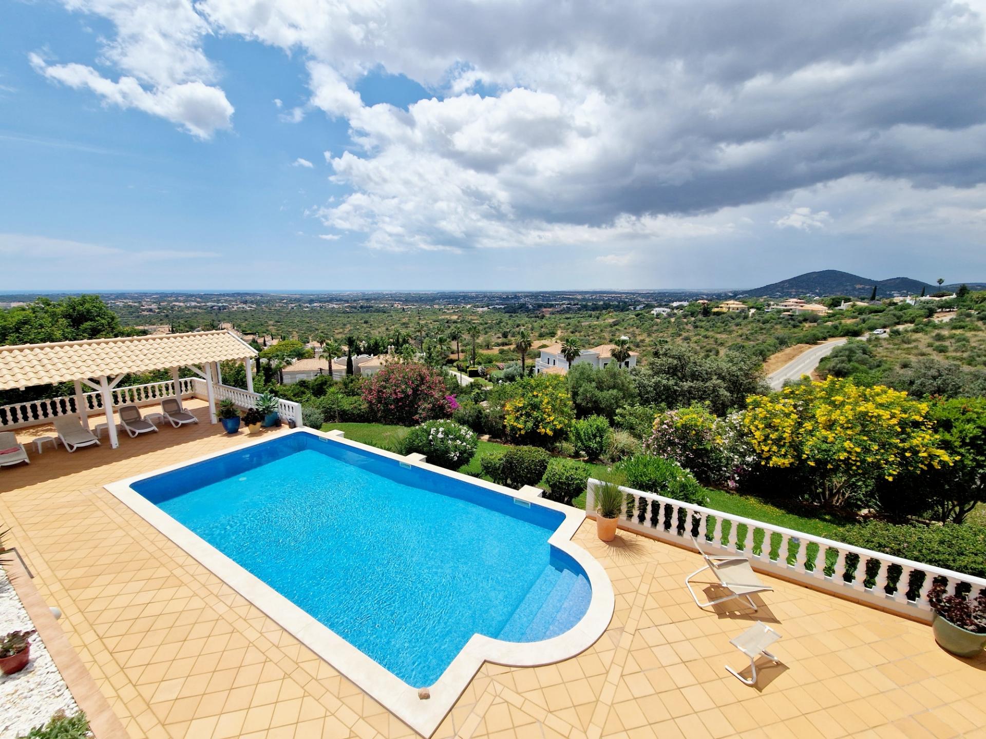 VENDIDA PELA ' TA MAISON DE RÊVE'