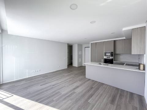 Apartamento T3 Moderno em Almancil com Excelente Localização