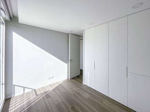 Apartamento T3 Moderno em Almancil com Excelente Localização