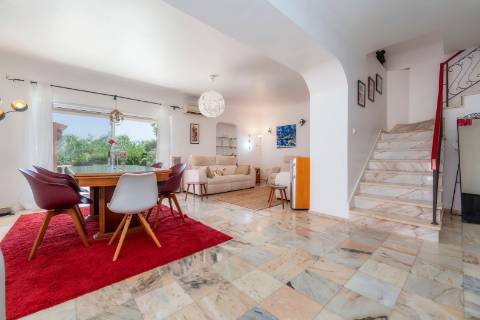 Moradia de 3 quartos com vista mar