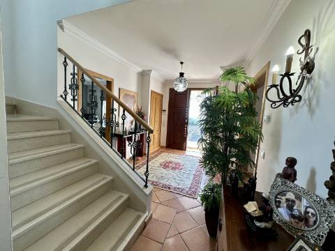 VENDIDA PELA ' TA MAISON DE RÊVE'