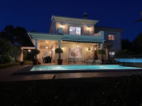 VENDIDA PELA ' TA MAISON DE RÊVE'