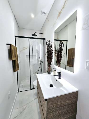 Moradia de excelência nova com piscina privativa