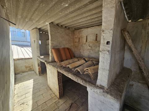 Moradia geminada no Centro de Loulé