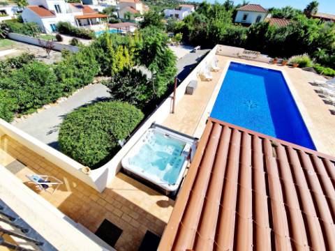 VENDIDA PELA ' TA MAISON DE RÊVE'