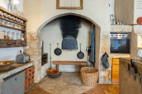 Encantadora Moradia no Campo Perto de Estói - Total Privacidade, Vistas Magníficas e Grande Potencial