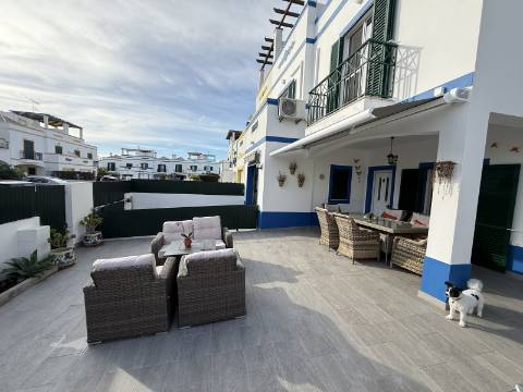 VENDIDA PELA 'TA MAISON DE RÊVE'