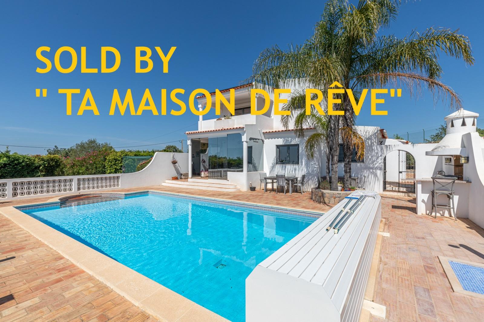 VENDIDA PELA ' TA MAISON DE RÊVE'