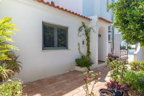 VENDIDA PELA ' TA MAISON DE RÊVE'