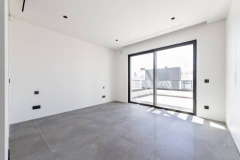 Moradia contemporânea de 5 quartos com vista golf