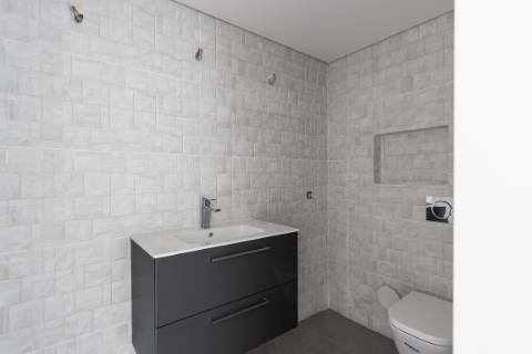 Moradia contemporânea de 5 quartos com vista golf