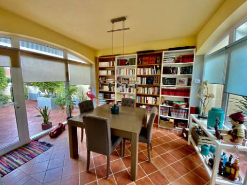 VENDIDA PELA 'TA MAISON DE RÊVE'